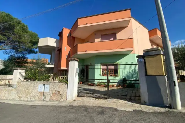 Detached house in Via l. Rizzo 1, Tuglie - Photo 1