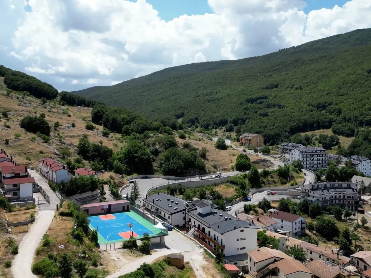 Albergo in Via Campo Felice, Lucoli, {3} - Foto 1