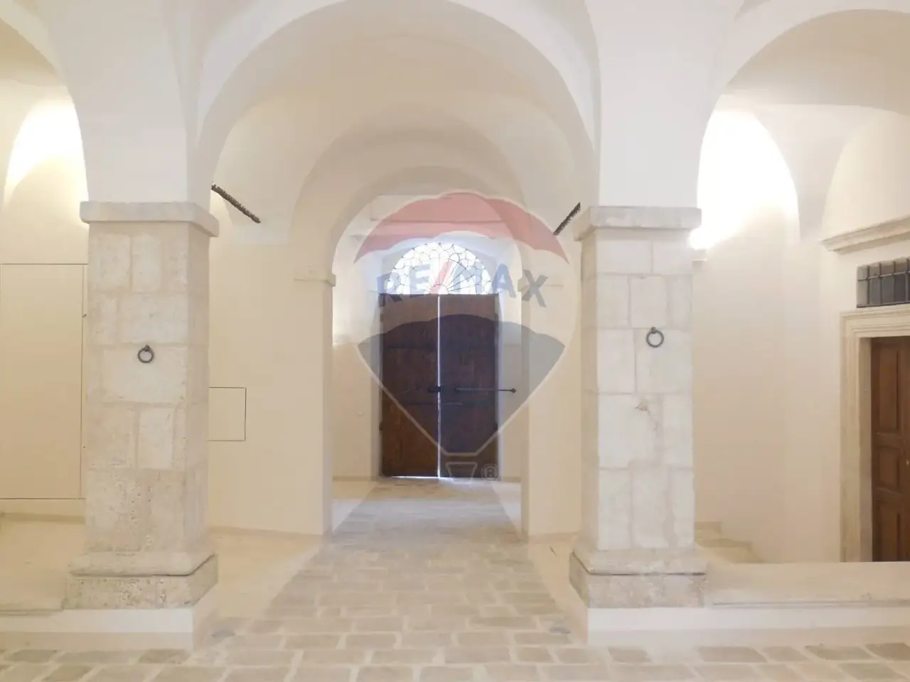 Negozio in , L'Aquila, {3} - Foto 2