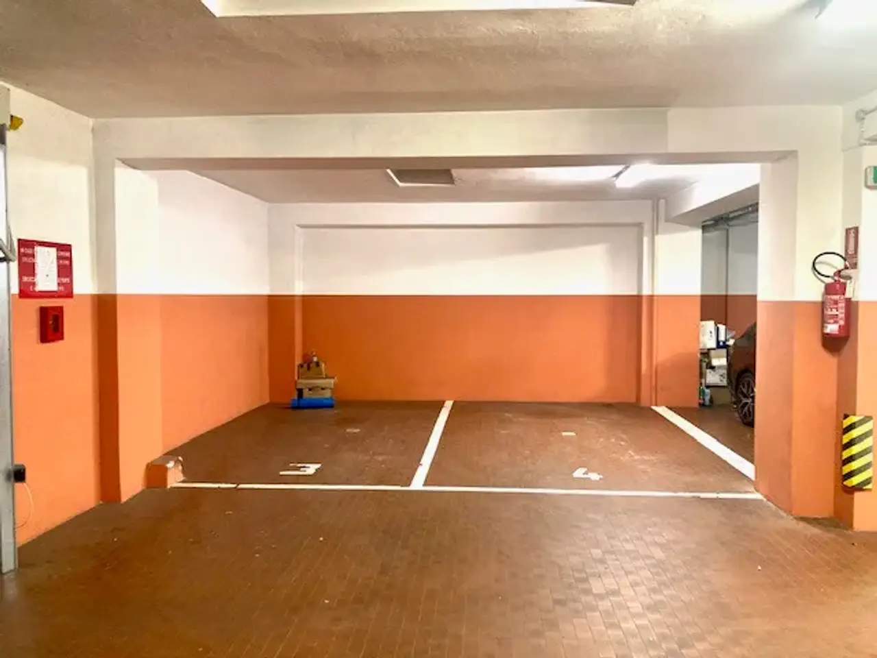 Parcheggio chiuso in Centro Storico, Bologna, {3} - Foto 1