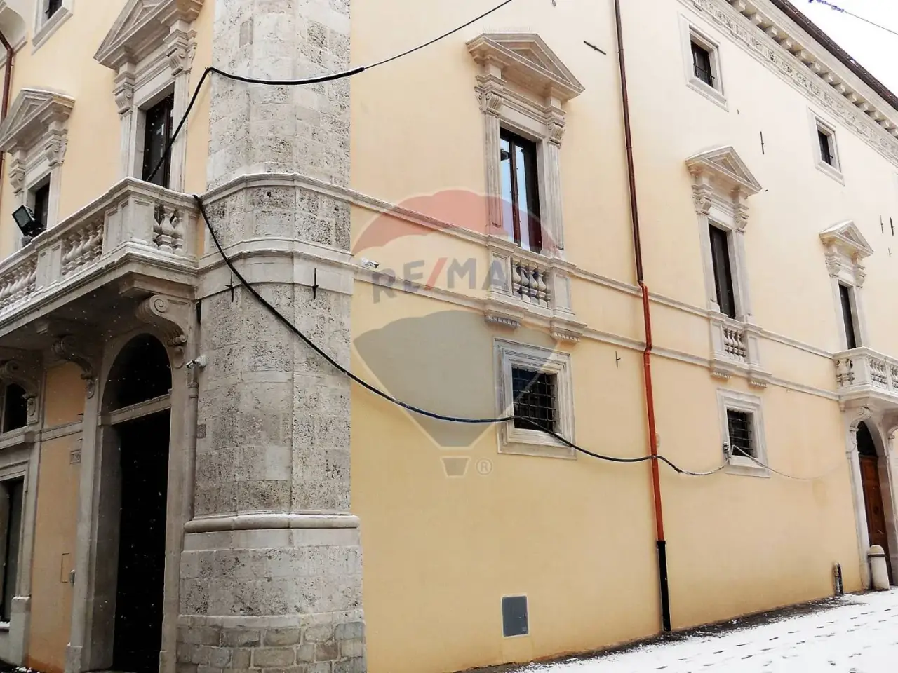 Negozio in , L'Aquila, {3} - Foto 1