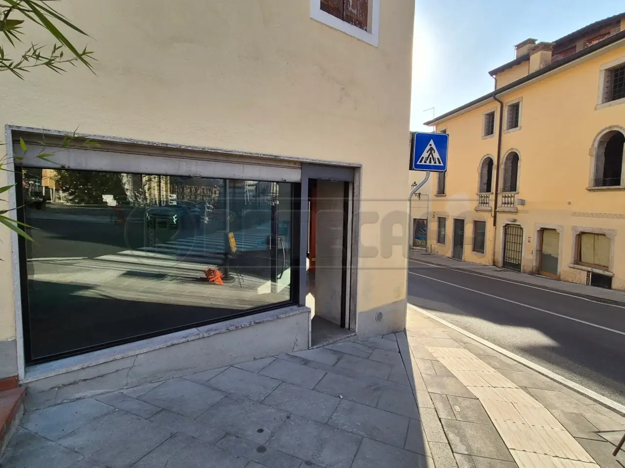 Palazzina commerciale in , Cornedo Vicentino, {3} - Foto 2