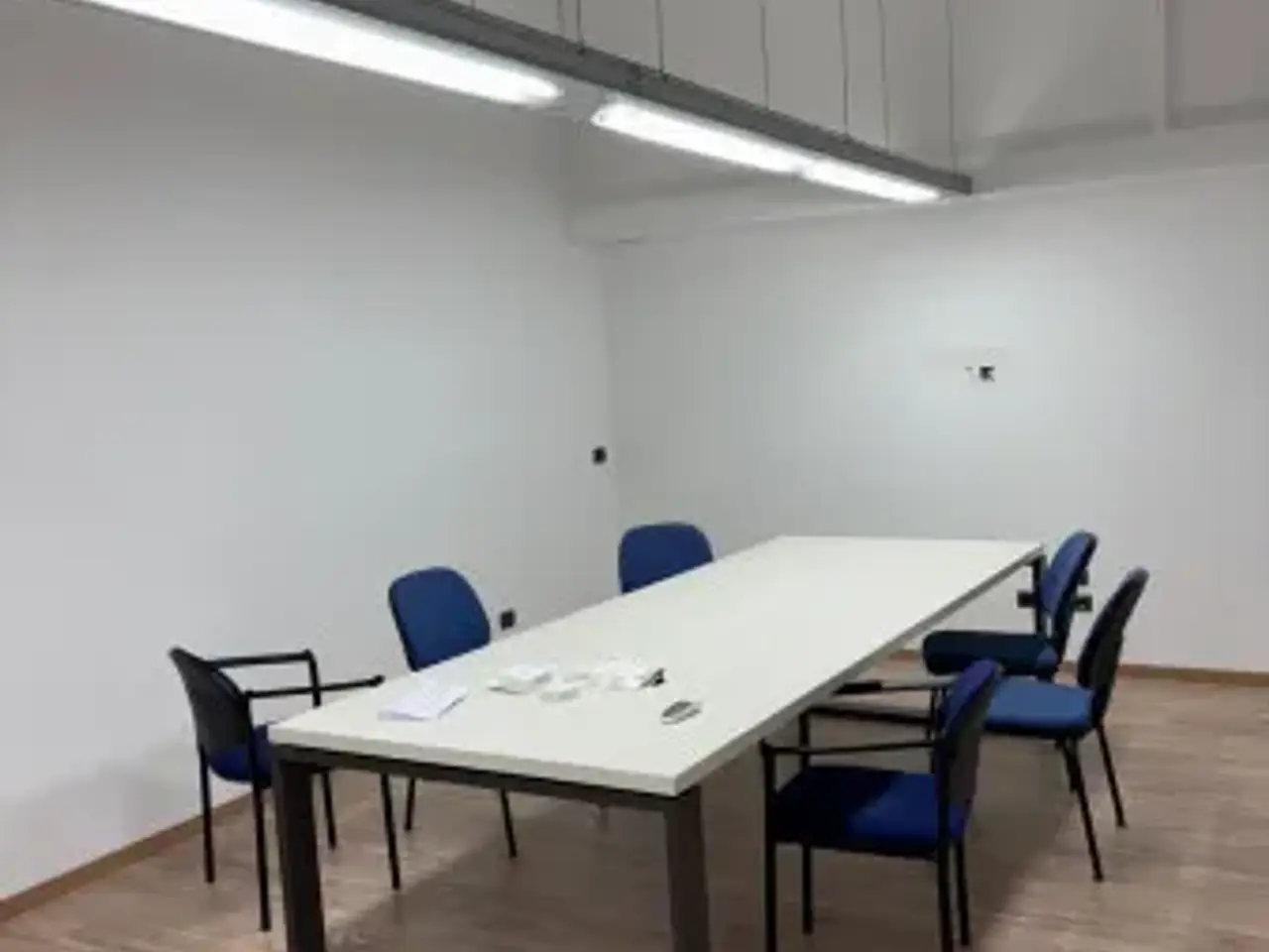 Ufficio in Via Giorgio Sidney Sonnino 7, Civitanova Marche, {3} - Foto 1
