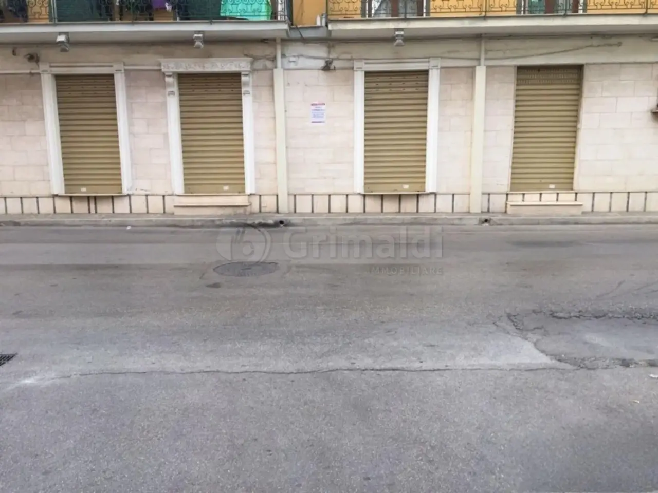 Palazzina commerciale in , Giugliano In Campania, {3} - Foto 2