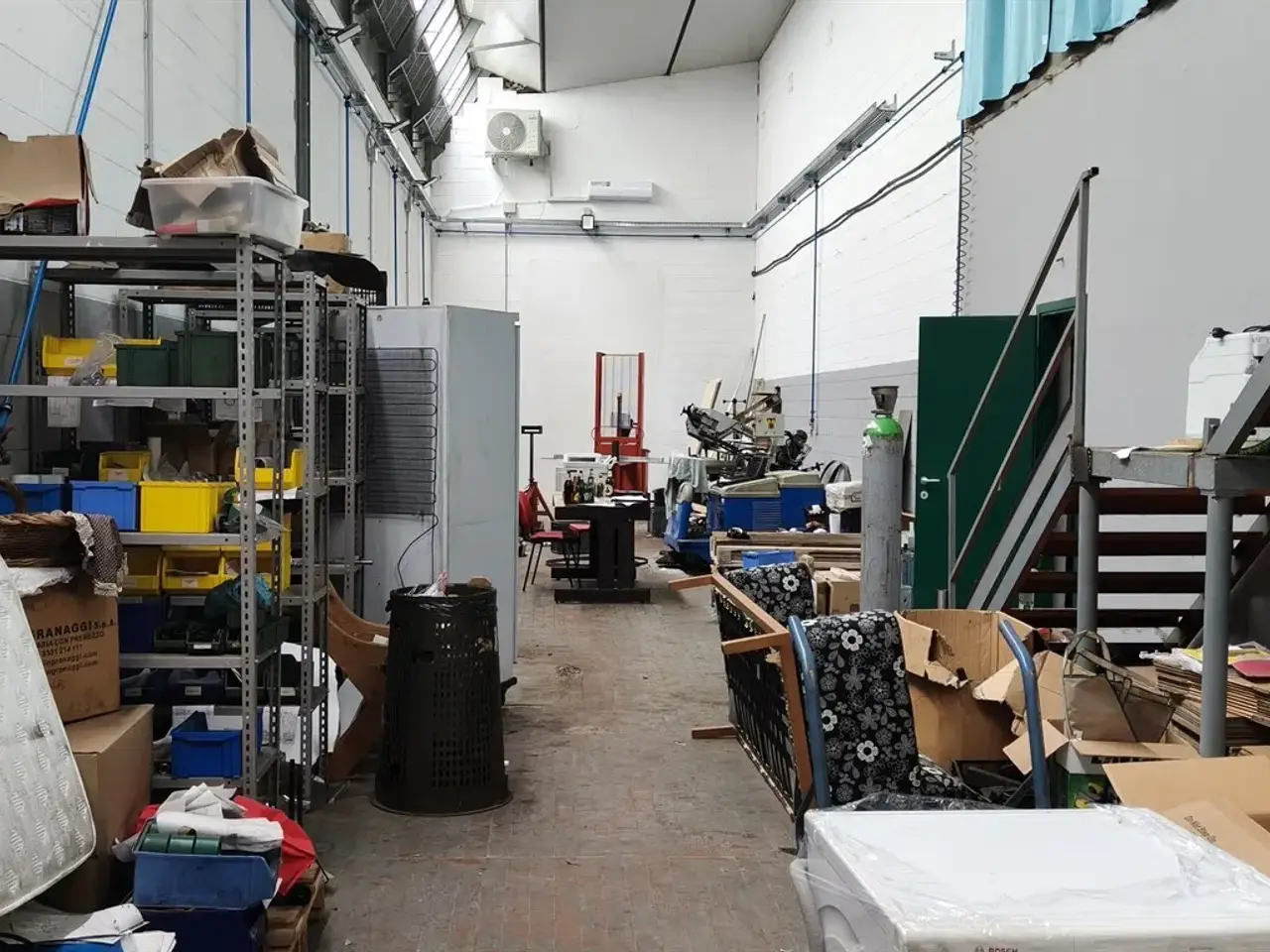Magazzino in Achille Grandi, Parabiago, {3} - Foto 1