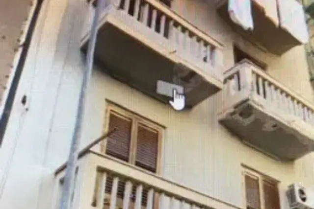 insertion image