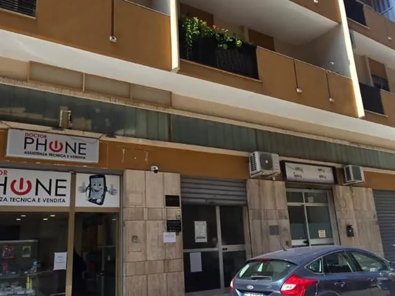 Ufficio in Via Numa Pompilio 63 Brindisi, Brindisi, {3} - Foto 1