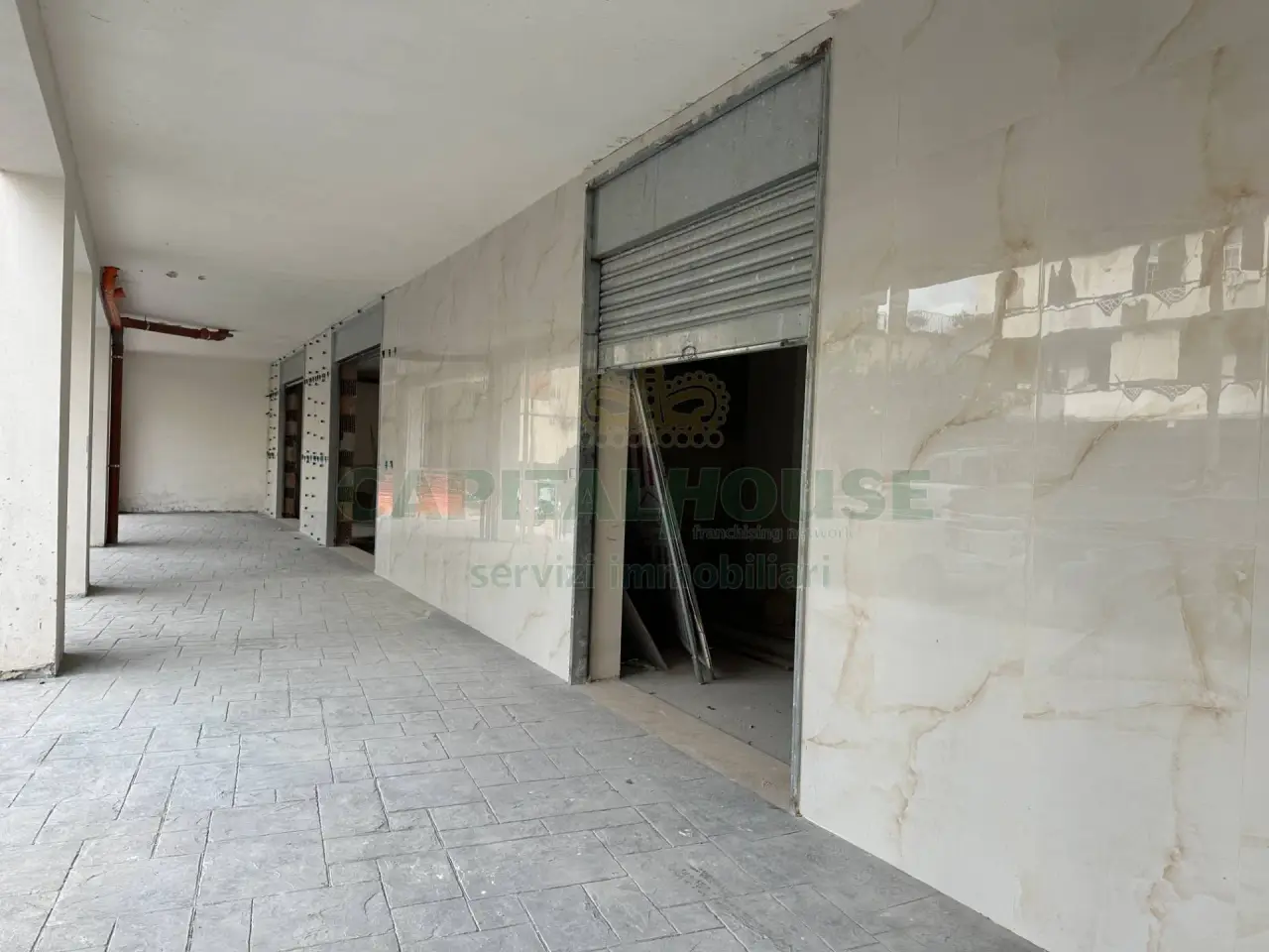 Negozio in , Afragola, {3} - Foto 1