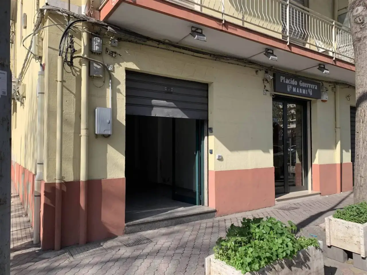 Locale commerciale in Via Catania 78, Messina, {3} - Foto 1