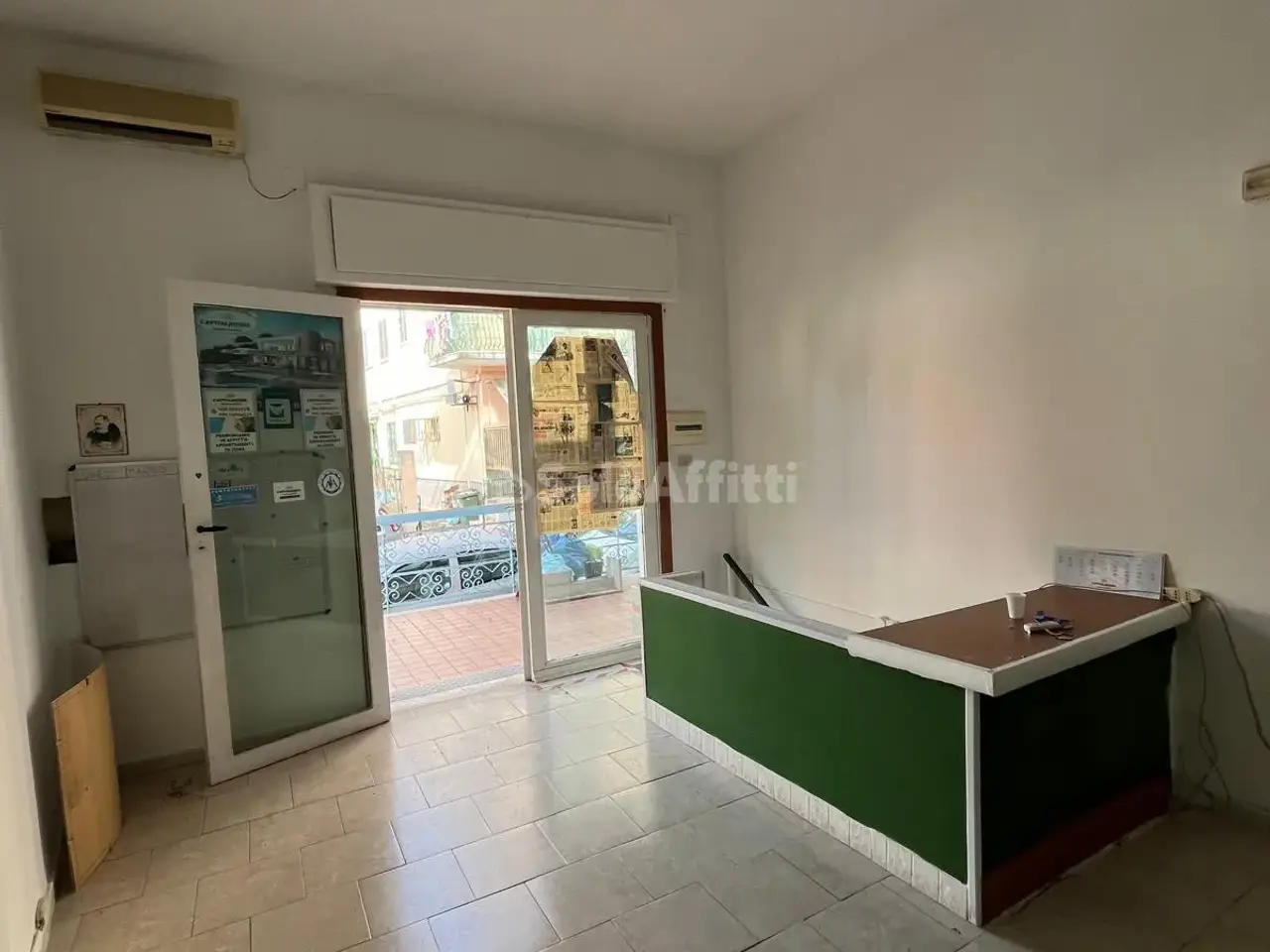 Negozio in Via Montenuovo Licola Patria 10, Pozzuoli, {3} - Foto 2