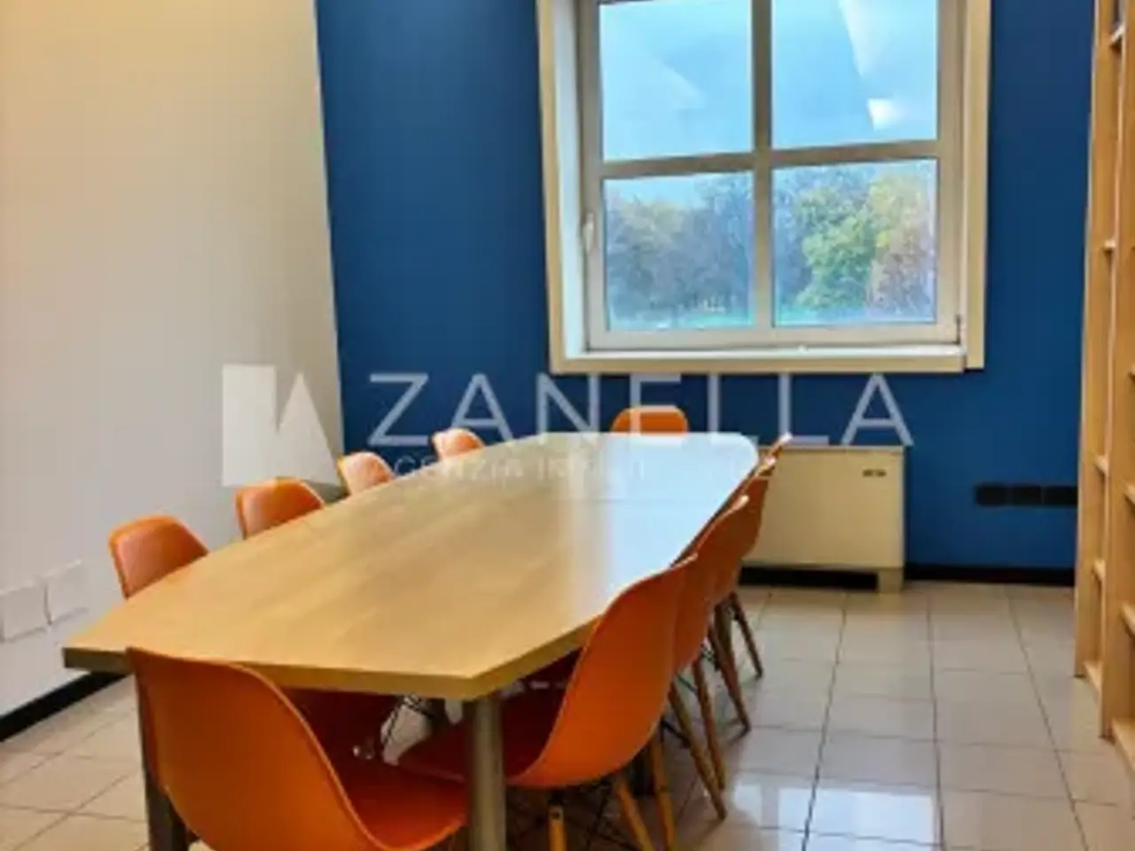 Ufficio in Piazza della Serenissima 78, Castelfranco Veneto, {3} - Foto 1