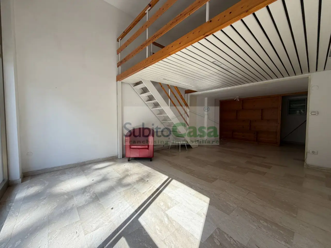 Negozio in Via Ortona, Chieti, {3} - Foto 1