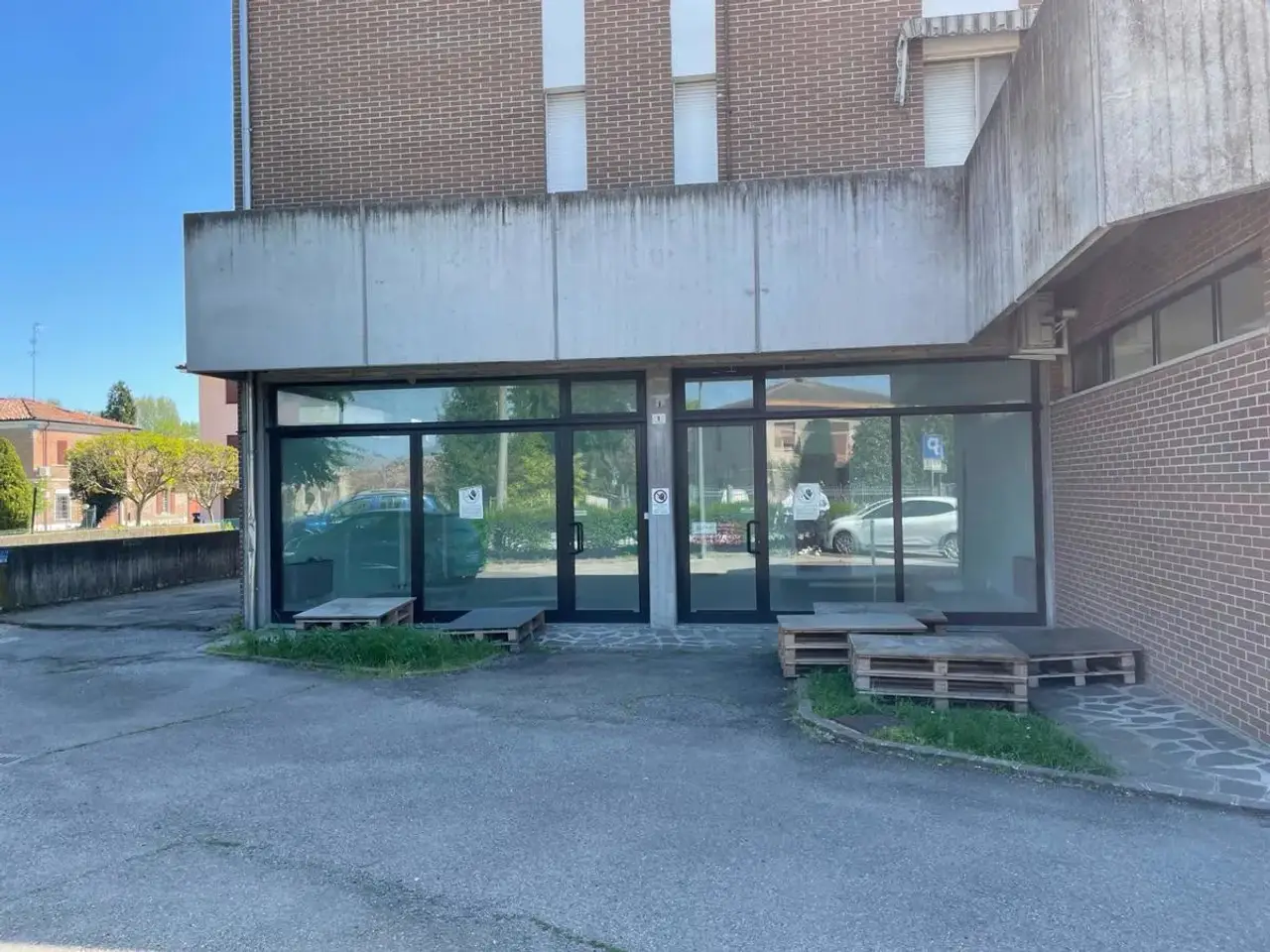 Negozio in Via Beato Angelico  5, Novi di Modena, {3} - Foto 1