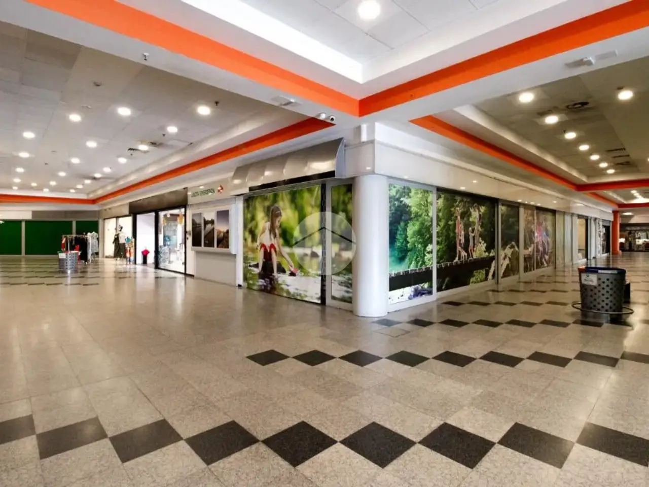 Negozio in Viale Aldo Moro 3, Codogno, {3} - Foto 2