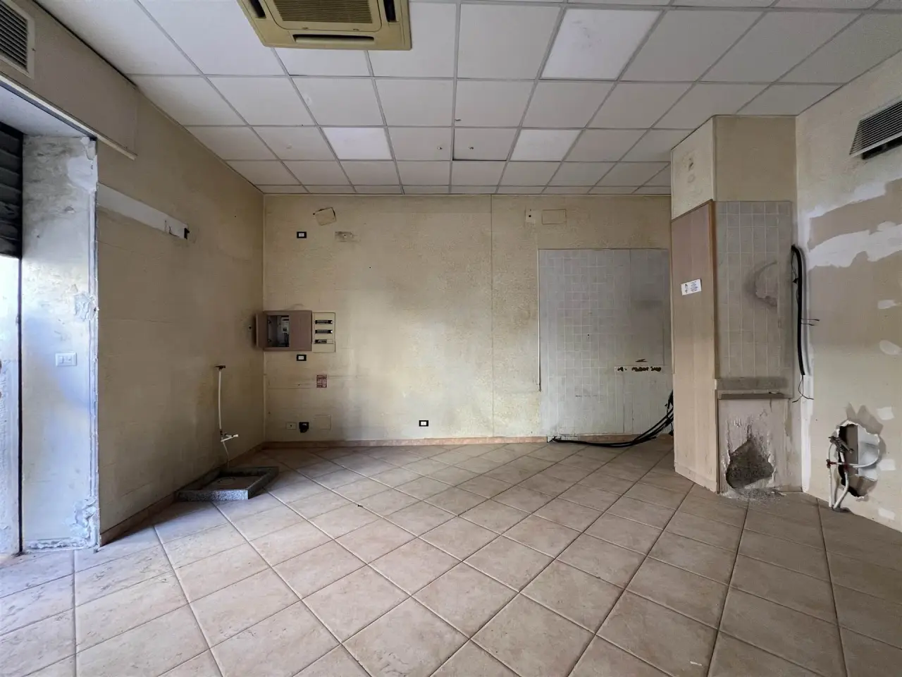 Negozio in , Reggio Calabria, {3} - Foto 2