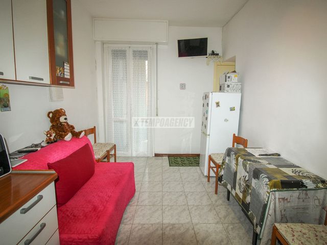 2-room flat in {3}, Via Busseto 4 - Photo 1