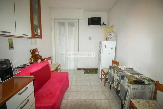 2-room flat in Via Busseto 4, Milano - Photo 1