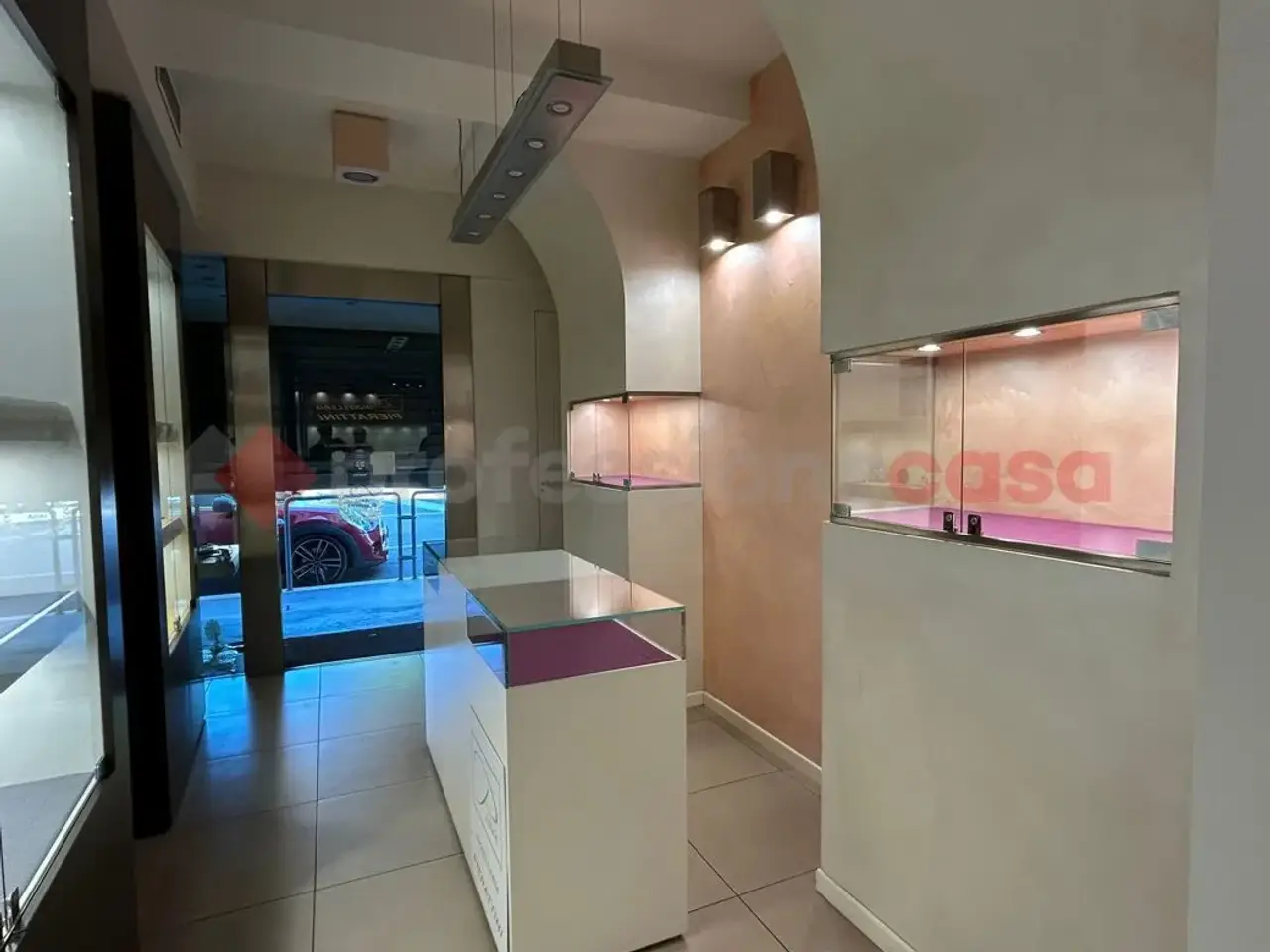 Negozio in , Agliana, {3} - Foto 2