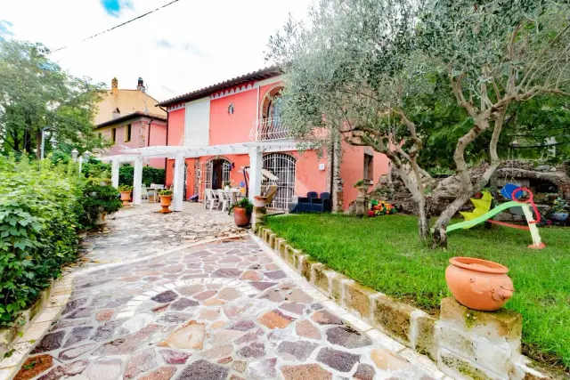 Villa in Viale Casapieri 203, Vecchiano - Foto 1