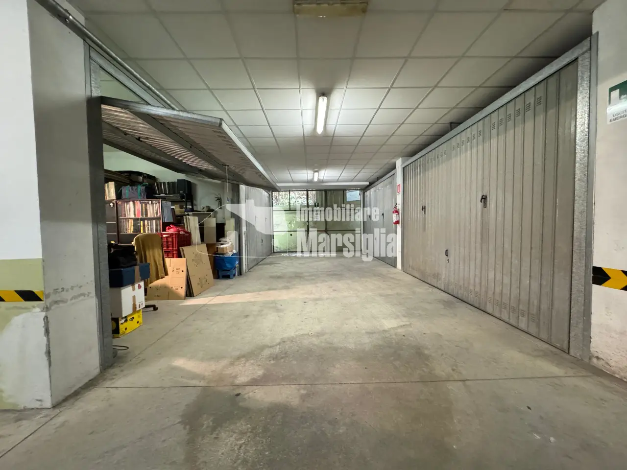 Parcheggio chiuso in Via Franco Alfano  32, Sanremo, {3} - Foto 1