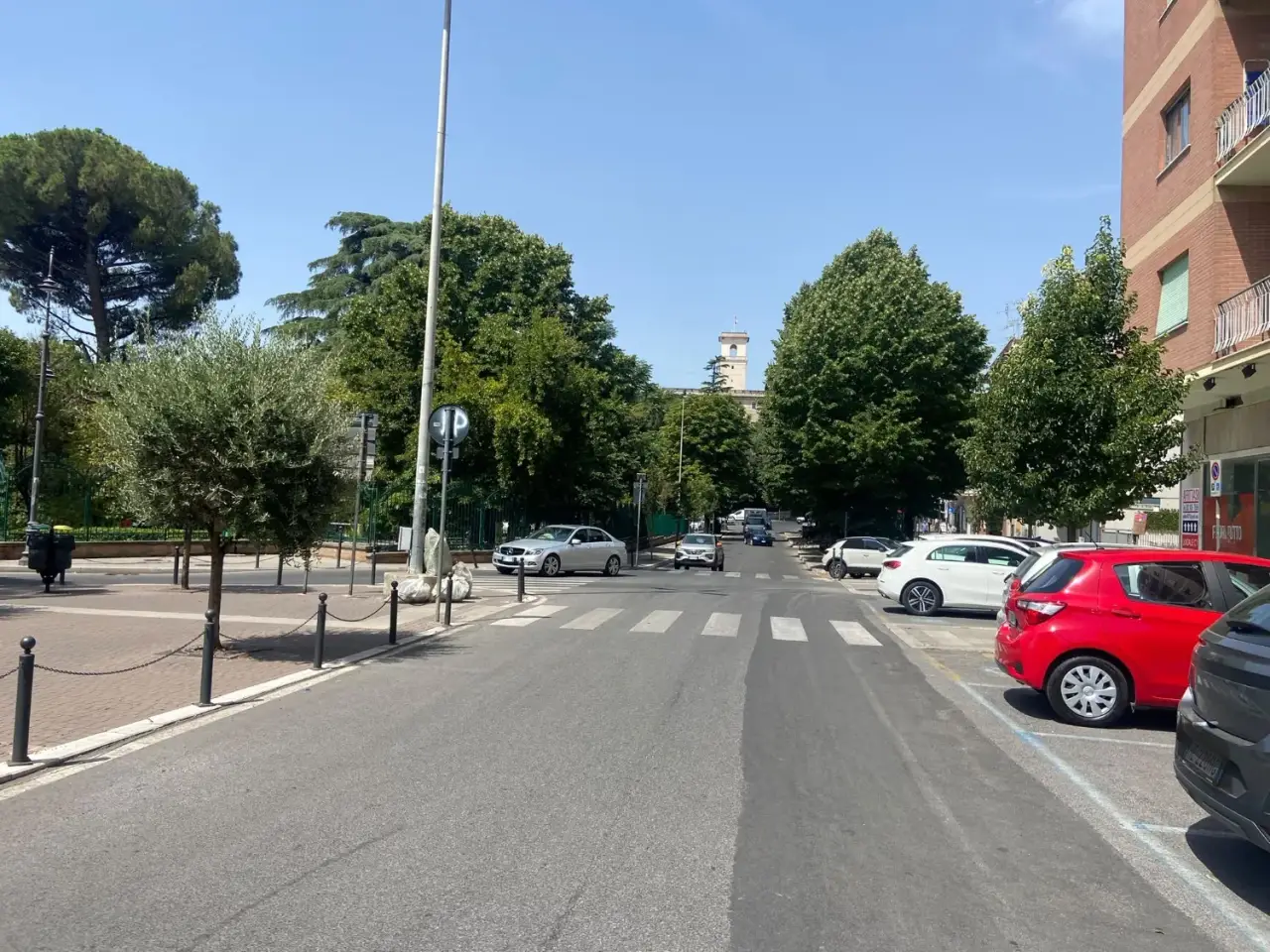 Negozio in Piazza Roma, Monterotondo, {3} - Foto 2