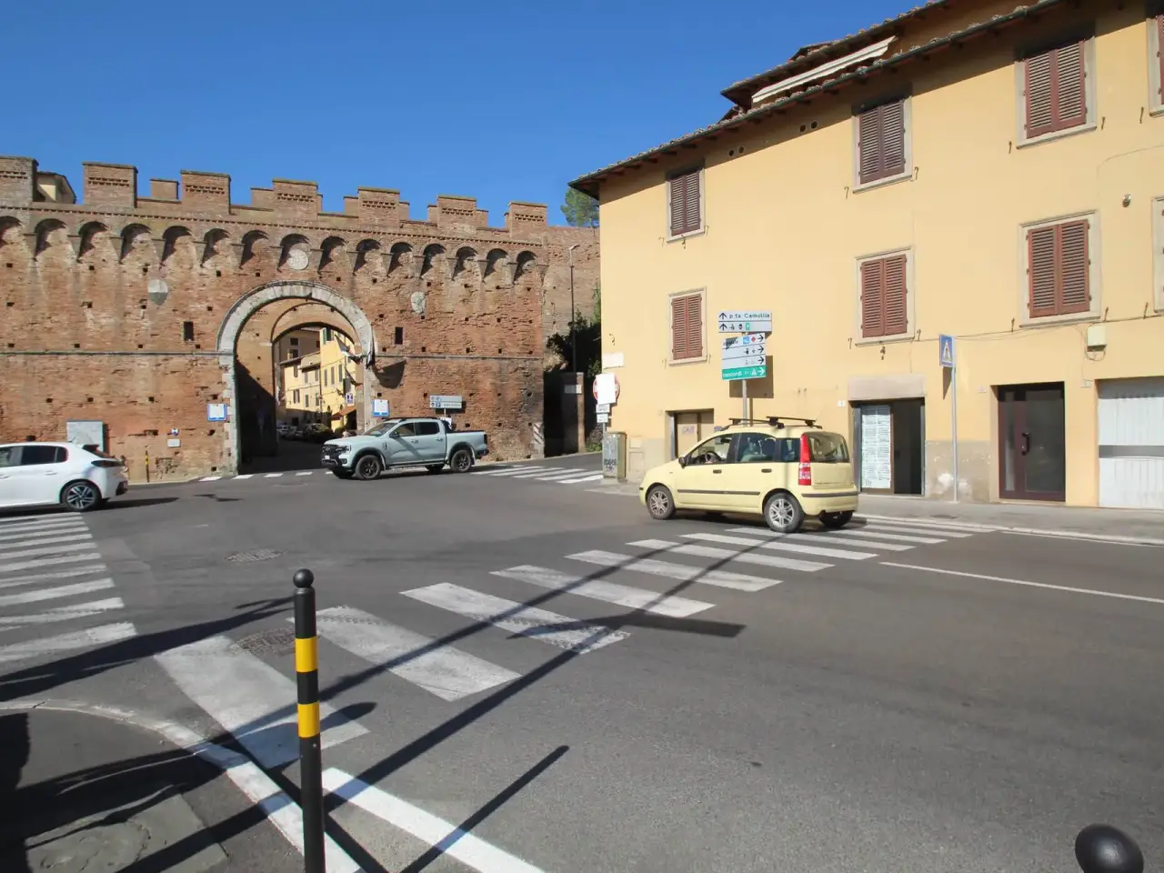 Negozio in , Siena, {3} - Foto 2