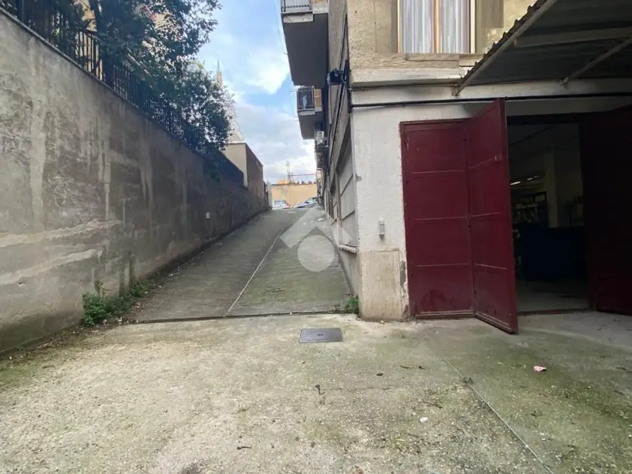 Negozio in Via Stefano Ussi 21, Roma, {3} - Foto 1