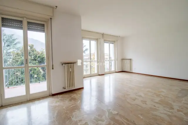 Apartament in {3}, Corso Emanuele Filiberto 100 - Photo 1