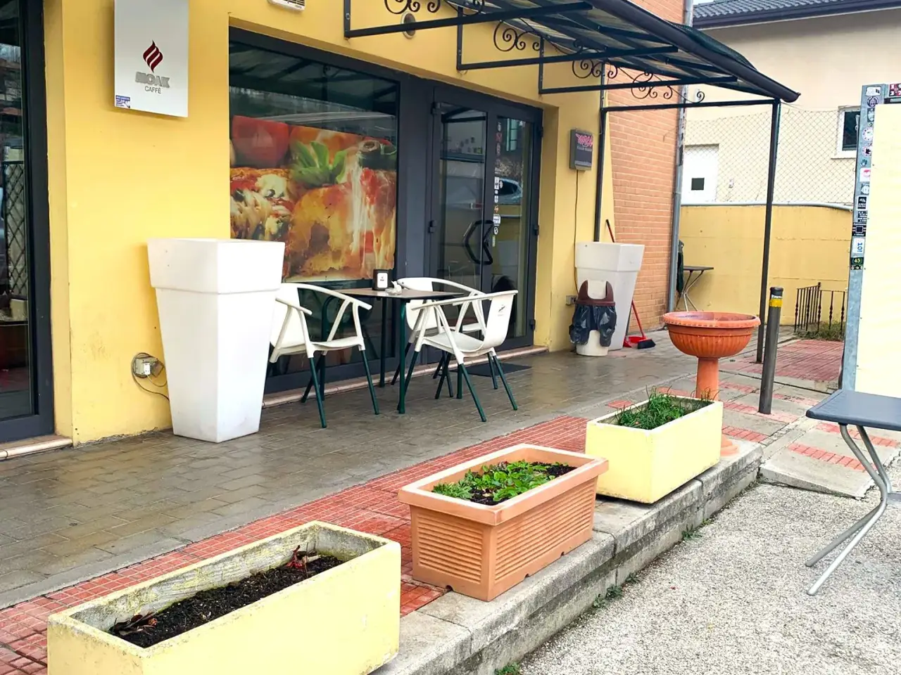 Negozio in Via della Crocetta Sn, L'Aquila, {3} - Foto 1