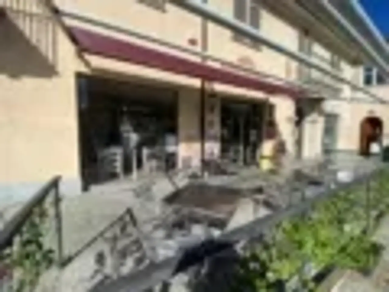 Bar in Largo Vittorio Veneto, Carmagnola, Carmagnola, {3} - Foto 2