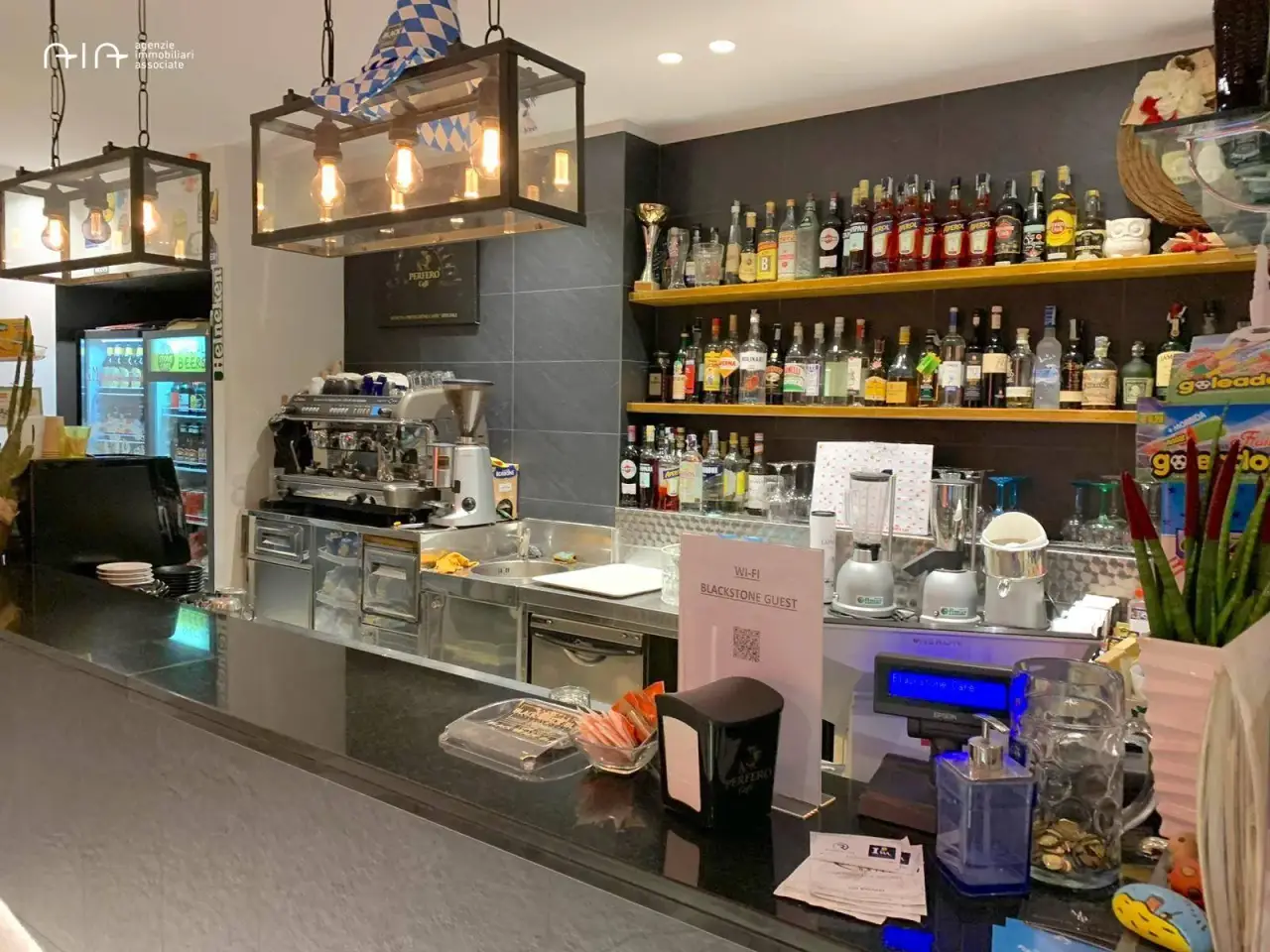 Esercizio commerciale in Via F.Lli Cervi 27, San Benedetto Del Tronto, {3} - Foto 2