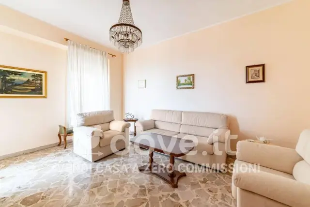 Vierzimmerwohnung in Via del Canalicchio 9, Tremestieri Etneo - Foto 1