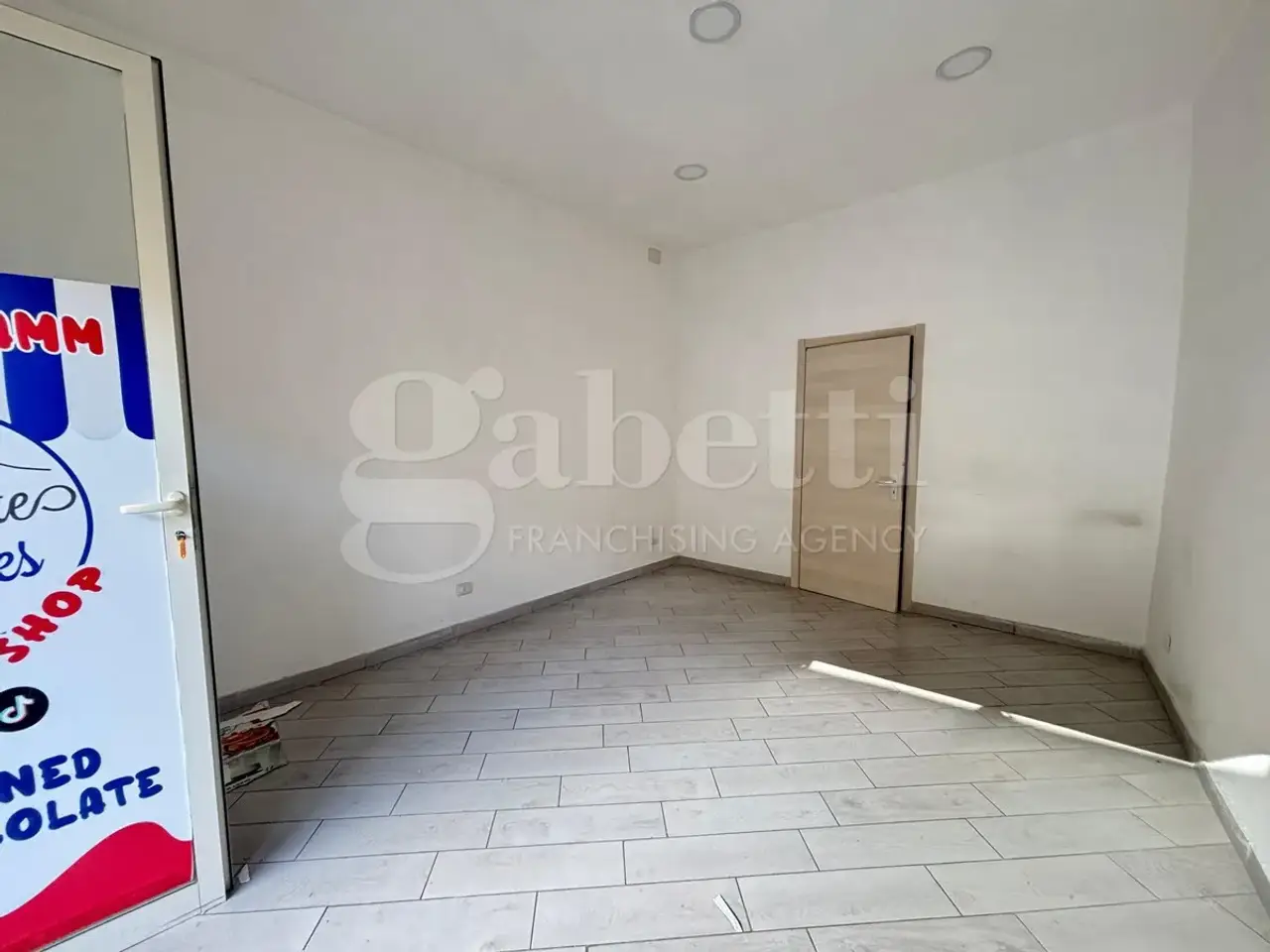 Negozio in Via Campana , Qualiano, {3} - Foto 2