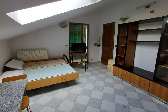 One-room flat in Via Prever 50, Ciriè - Photo 1