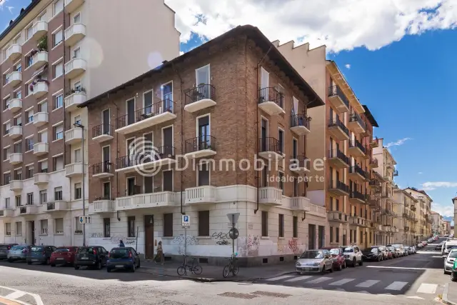 3-room flat in Corso 11 Febbraio 23, Torino - Photo 1