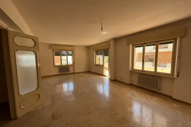 Apartament in Via Friuli, Ancona - Photo 1