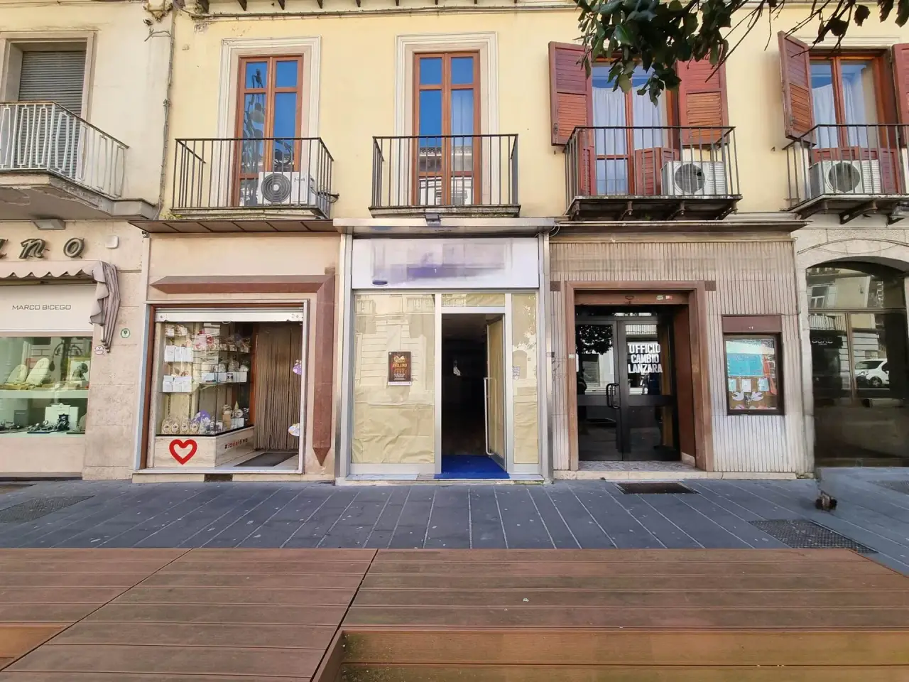 Negozio in Corso Vittorio Emanuele, Avellino, {3} - Foto 1