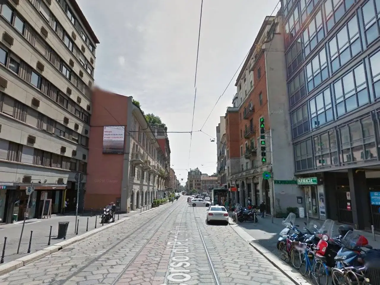 Esercizio commerciale in Corso di Porta Romana Milano, Milano, {3} - Foto 1