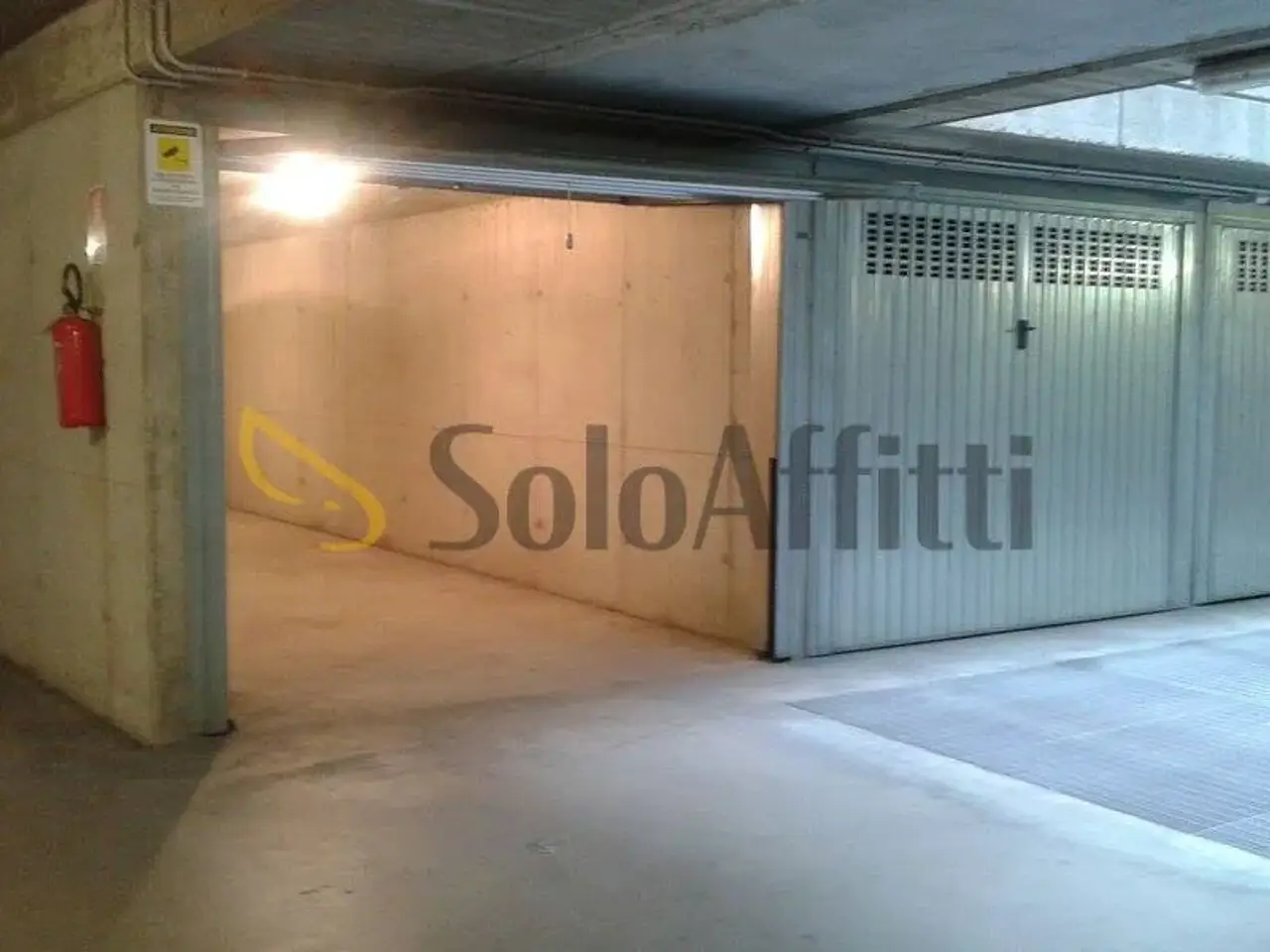 Parcheggio chiuso in Corso Gamba, Torino, {3} - Foto 1