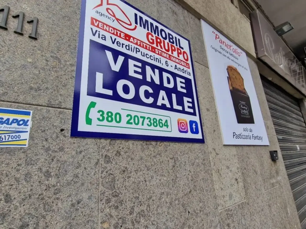 Locale commerciale in Viale Venezia Giulia Andria, Andria, Zona Centro, Zona Ospedale, Andria, {3} - Foto 1