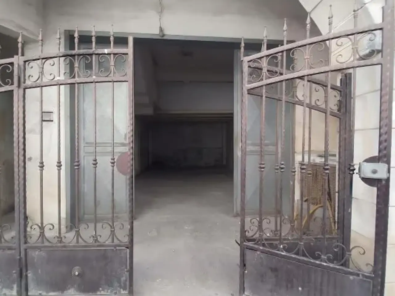 Magazzino in Via Cisterne 57, San Marzano Di San Giuseppe, {3} - Foto 2
