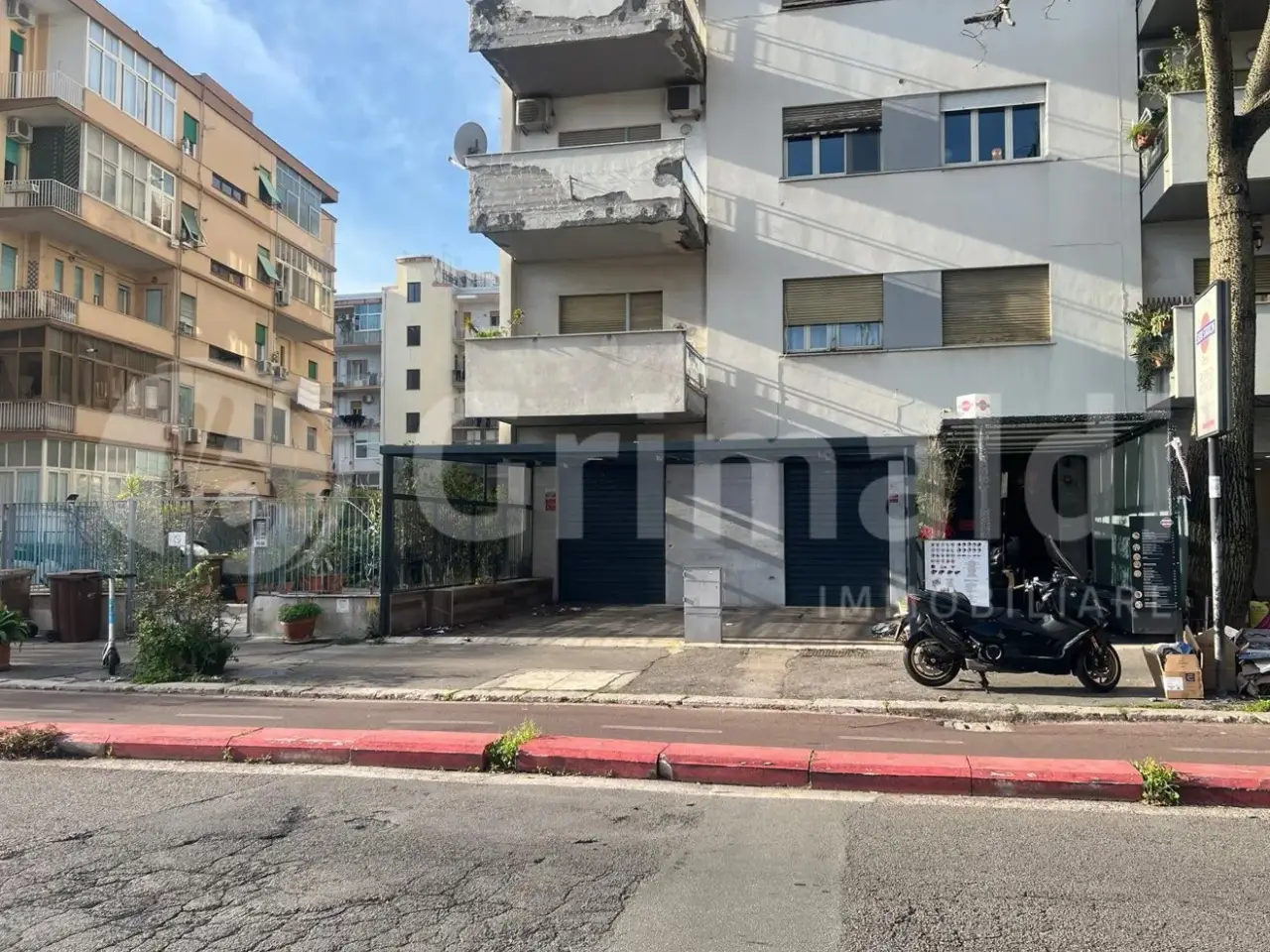 Negozio in Viale Piemonte 46, Palermo, {3} - Foto 1
