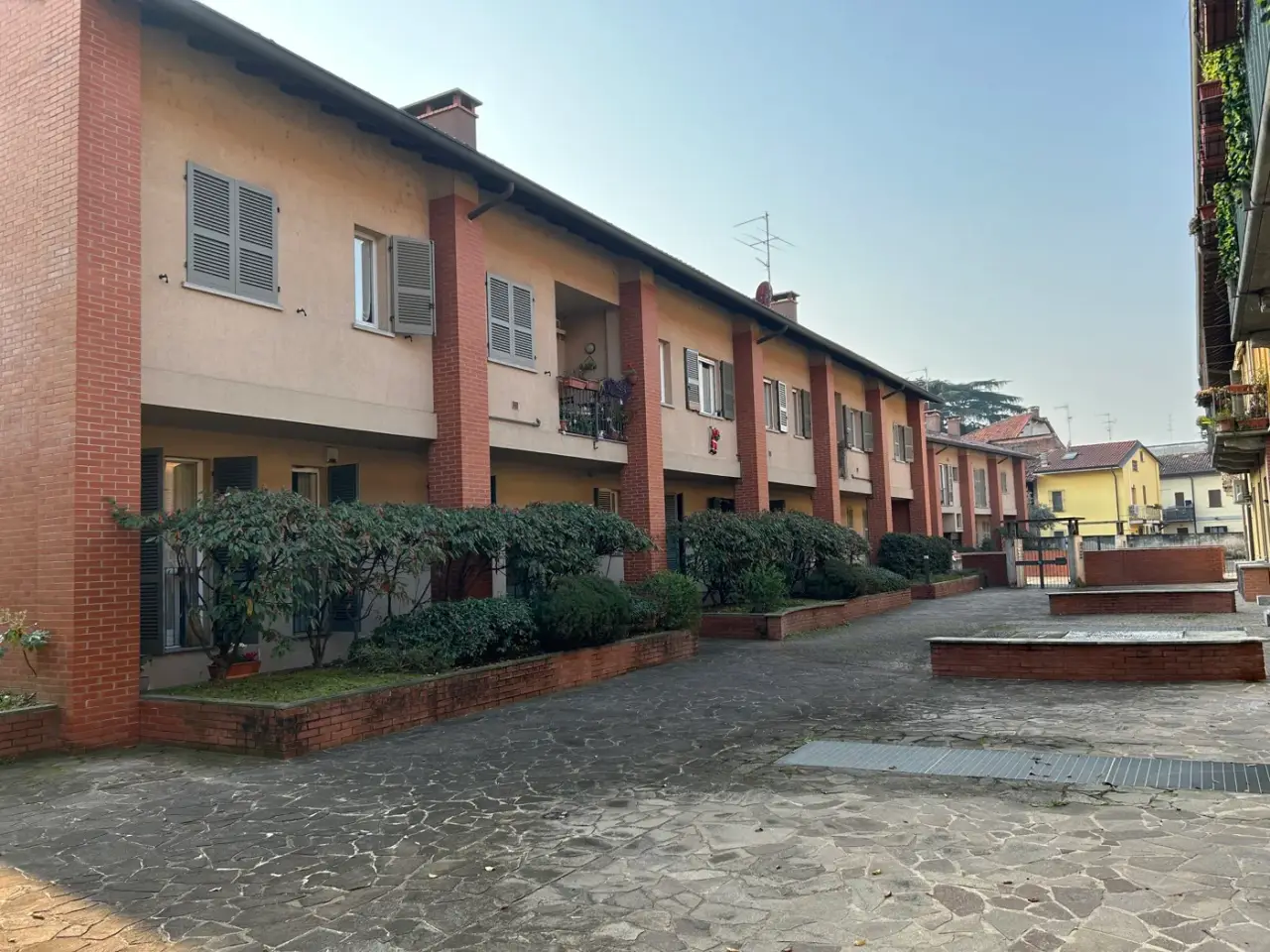 Ufficio in Via Guglielmo Marconi  66, Bovisio-Masciago, {3} - Foto 1