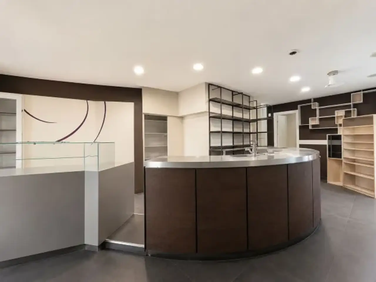 Negozio in Corso Vittorio Alfieri 268, Asti, {3} - Foto 1
