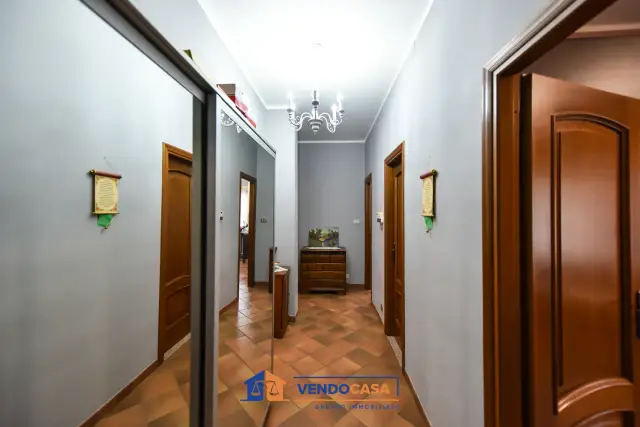 Vierzimmerwohnung in Via Dogliani 16, Carmagnola - Foto 1