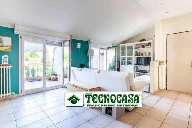 3-room flat, Cassina de' Pecchi - Photo 1