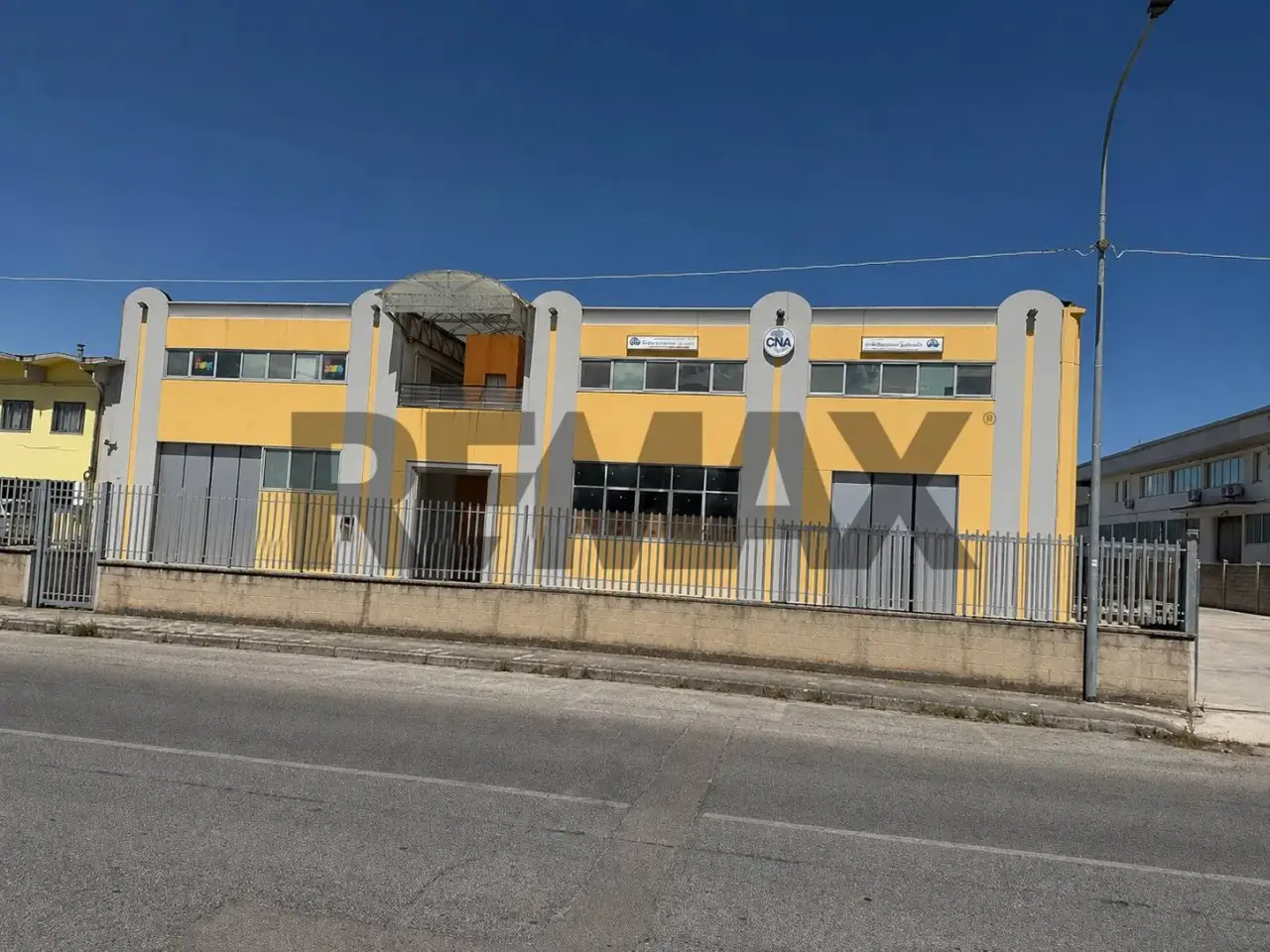 Ufficio in Via del Consorzio 10/C, Falconara Marittima, {3} - Foto 1