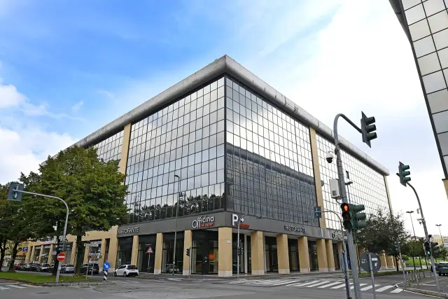 insertion image