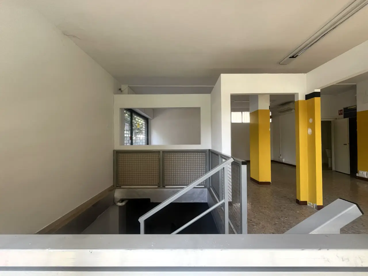 Negozio in Via Bisenzio, Firenze, {3} - Foto 2