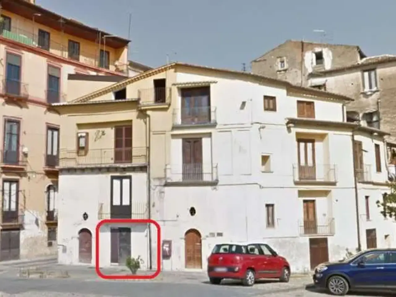 Magazzino in Piazza Spirito Santo, 87100, Cosenza, Cosenza, {3} - Foto 1
